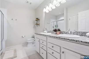 102 Sequoia Dr 1724, Cedar Grove, NJ 07009 - Photo 38