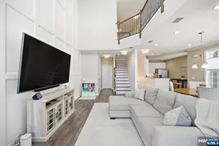 102 Sequoia Dr 1724, Cedar Grove, NJ 07009 - Photo 10
