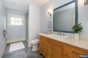 33 Erwin Park Rd, Montclair, NJ 07042 - Photo 20