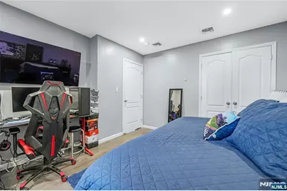 69 Columbia Avenue B #B, Cliffside Park, NJ 07010 - Photo 16