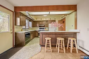 410 White Ave, Northvale, NJ 07647 - Photo 12