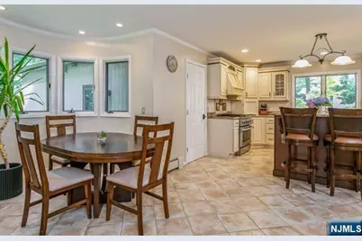 273 Wilson Drive, Cresskill, NJ 07626 - Photo 8