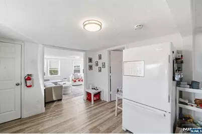 60 Westervelt Place, Lodi, NJ 07644 - Photo 8
