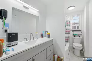 60 Westervelt Pl, Lodi, NJ 07644 - Photo 20