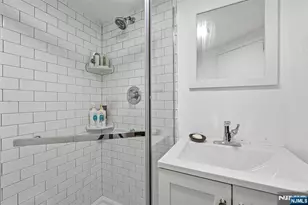 60 Westervelt Pl, Lodi, NJ 07644 - Photo 34