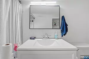 60 Westervelt Pl, Lodi, NJ 07644 - Photo 14