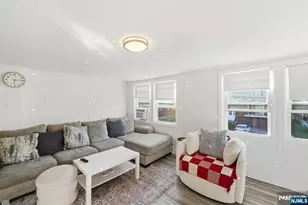 60 Westervelt Pl, Lodi, NJ 07644 - Photo 10