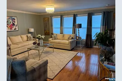6 Central Avenue 3 #3, Rochelle Park Township, NJ 07662 - Photo 4