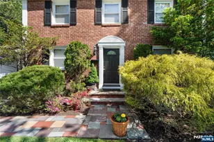 12 Louise Ln, Tenafly, NJ 07670 - Photo 26