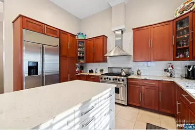 88B Myrtle Avenue, Edgewater, NJ 07020 - Photo 12