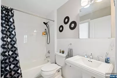 88B Myrtle Avenue, Edgewater, NJ 07020 - Photo 28