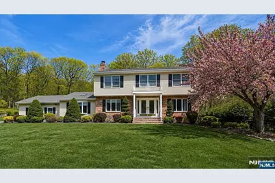 112 Urban Club Road, Wayne, NJ 07470 - Photo 2