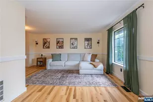 160 Cynthia Dr, Hackettstown, NJ 07840 - Photo 4