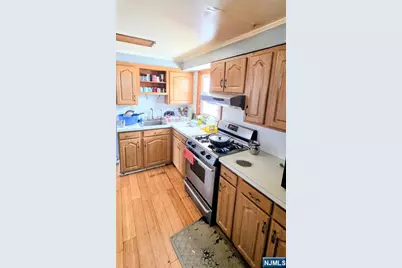 7 Barnard Place, North Arlington, NJ 07031 - Photo 10