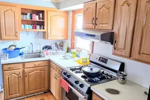 7 Barnard Pl, North Arlington, NJ 07031 - Photo 10