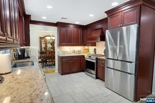 27 Howland Cir, Caldwell, NJ 07006 - Photo 10