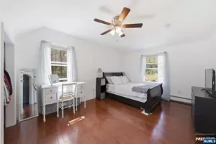 32 Pine Hill Rd, Mahwah, NJ 07430 - Photo 18