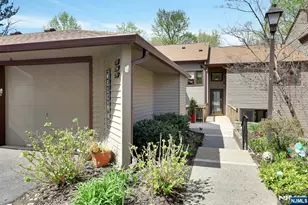 257 Mountainview Dr, Mahwah, NJ 07430 - Photo 2