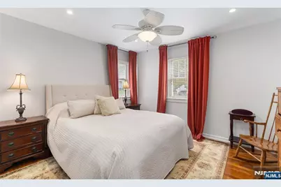 61 Highland Avenue, Bergenfield, NJ 07621 - Photo 8