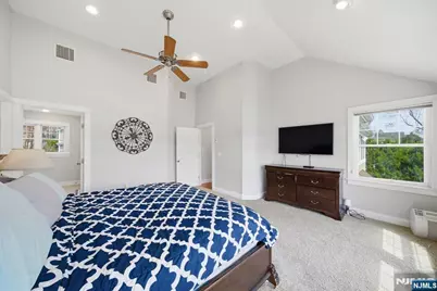 84 W Shore Road, Denville, NJ 07834 - Photo 34