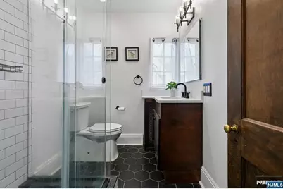 379 Highland Avenue, Montclair, NJ 07043 - Photo 30