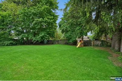 379 Highland Avenue, Montclair, NJ 07043 - Photo 40