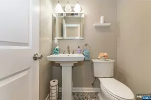 22 Elmwood Rd, Verona, NJ 07044 - Photo 26