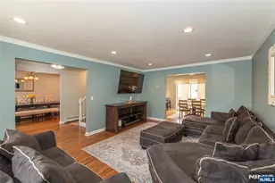 22 Elmwood Rd, Verona, NJ 07044 - Photo 24