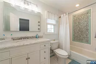 22 Elmwood Rd, Verona, NJ 07044 - Photo 30