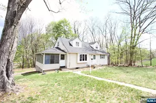 71 Dawn Ave, North Haledon, NJ 07508 - Photo 4
