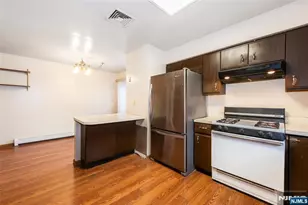 197 Fort Lee Rd, Teaneck Township, NJ 07666 - Photo 12