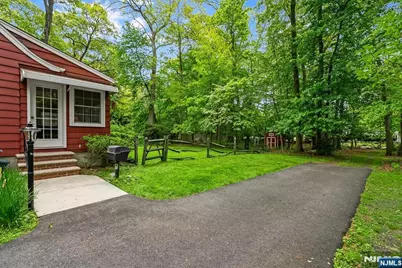187 Henry Place, Wyckoff Township, NJ 07481 - Photo 26