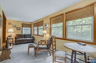 187 Henry Pl, Wyckoff Township, NJ 07481 - Photo 10