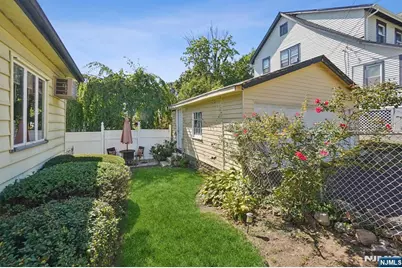95 Rollinson Street, West Orange Township, NJ 07052 - Photo 24