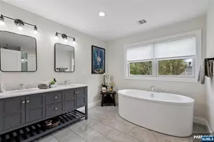 540 Helena Ave, Wyckoff Township, NJ 07481 - Photo 20