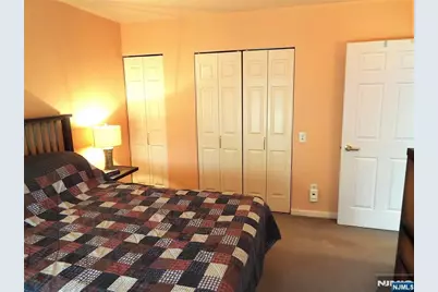 189 Forest Avenue 307 #307, Paramus, NJ 07652 - Photo 18