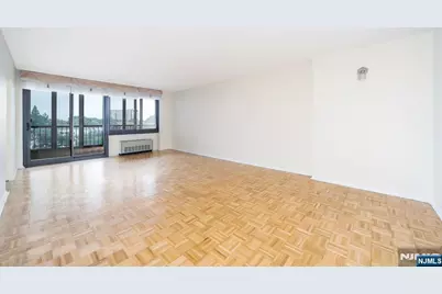 200 Winston Drive 401 #401, Cliffside Park, NJ 07010 - Photo 4