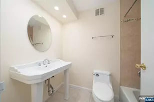 200 Winston Dr 401, Cliffside Park, NJ 07010 - Photo 16