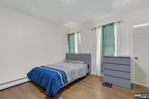 331-1/2 Forest St, Kearny, NJ 07032 - Photo 4