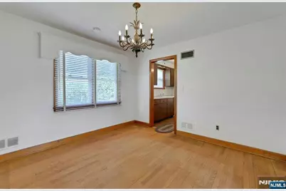 37 Noel Drive, North Arlington, NJ 07031 - Photo 10
