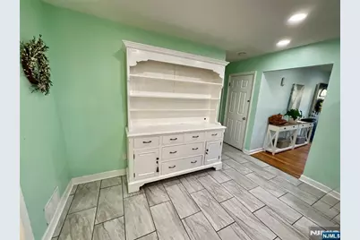 23 Veterans Place, North Arlington, NJ 07031 - Photo 10