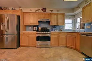 348 Boulevard, Pequannock Township, NJ 07444 - Photo 12