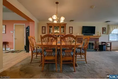 348 Boulevard, Pequannock Township, NJ 07444 - Photo 10