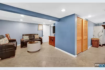 60 Vanderburgh Avenue, Rutherford, NJ 07070 - Photo 38