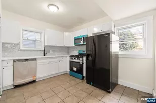 162 Columbia Ave, Newark, NJ 07106 - Photo 16