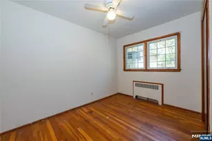 60 Sutton Ave, Totowa, NJ 07512 - Photo 10