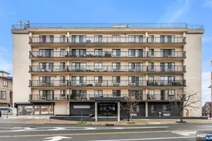 233 12th Street 5E, Palisades Park, NJ 07650 - Photo 2