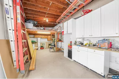 172 Chestnut Street, Newark, NJ 07105 - Photo 32