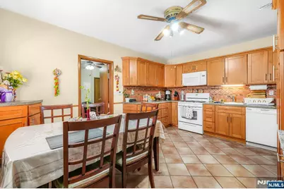 172 Chestnut Street, Newark, NJ 07105 - Photo 6