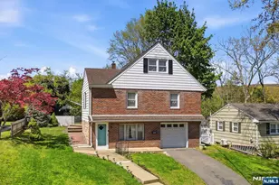 31 Dacotah Ave, Oakland, NJ 07436 - Photo 2